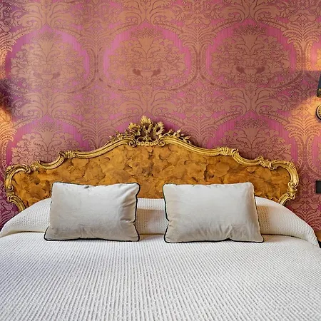 Corte Rubbi 7 Deluxe Apartment *