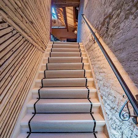 Corte Rubbi 7 Deluxe Apartment